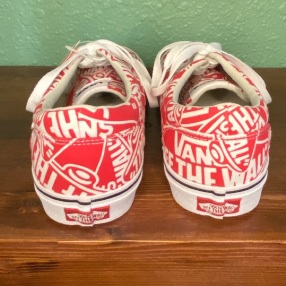 VANS Men's Doheny Off The Wall Print Red/White Size 8 Sneaker - Picture 4 of 6